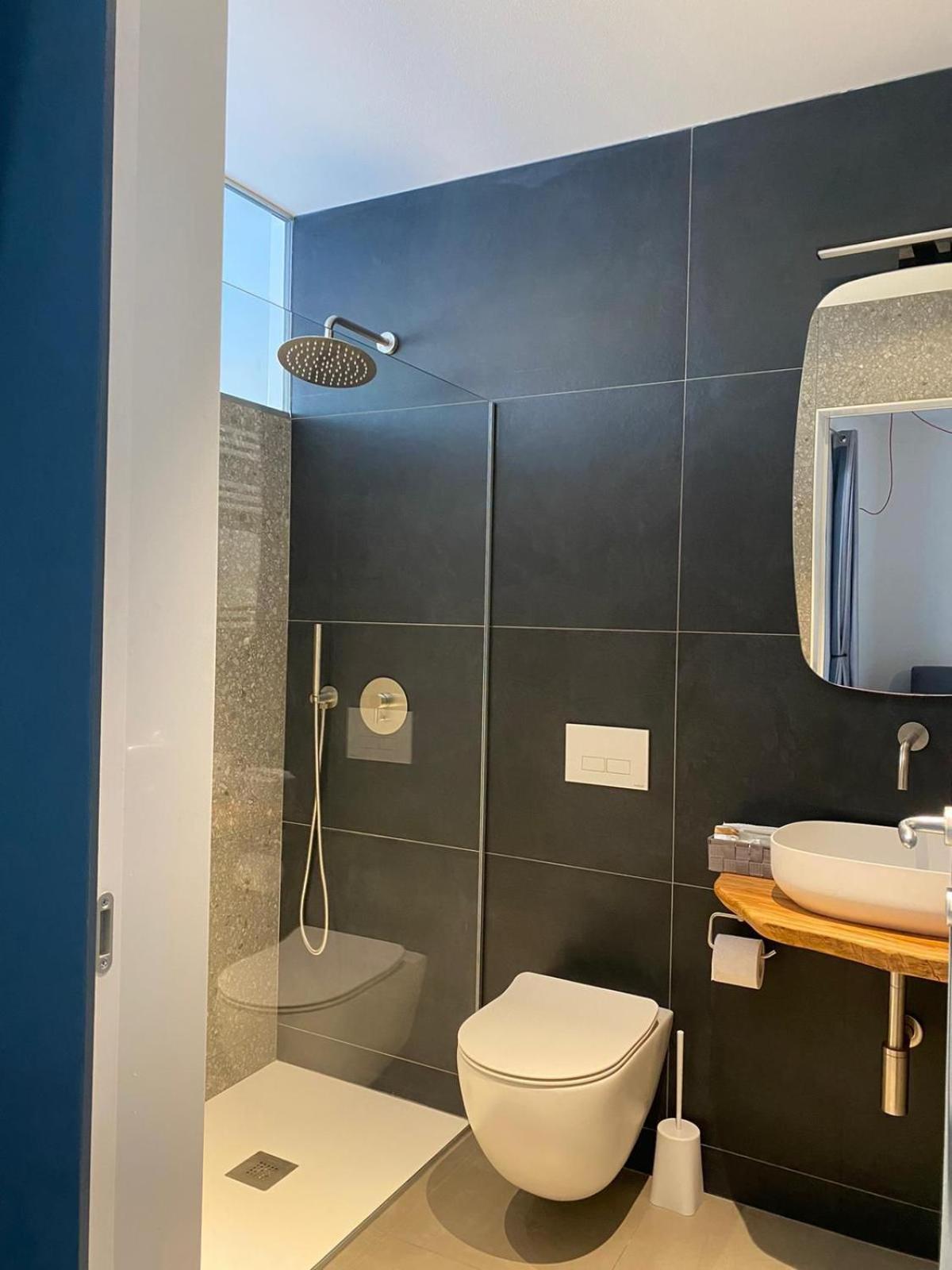 Porta San Paolo House Aparthotel Castelbuono  Buitenkant foto